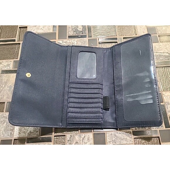 Tommy Hilfiger Trifold Checkbook Wallet Credit Cards Lots of Storage - Picture 6 of 9